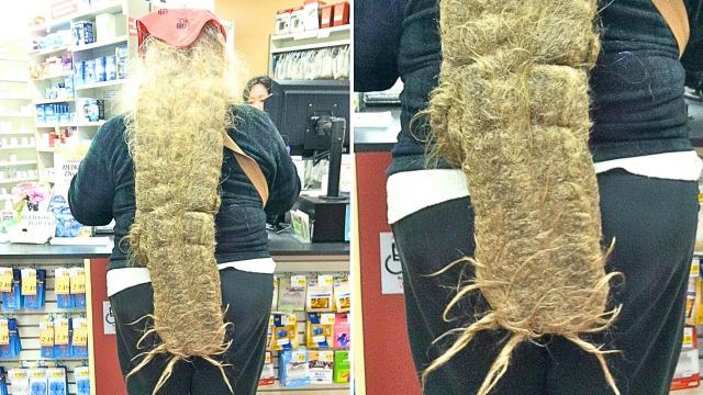 Hairdresser Makes Shocking Discovery After Girl Refuses to Comb Her Hair for Years