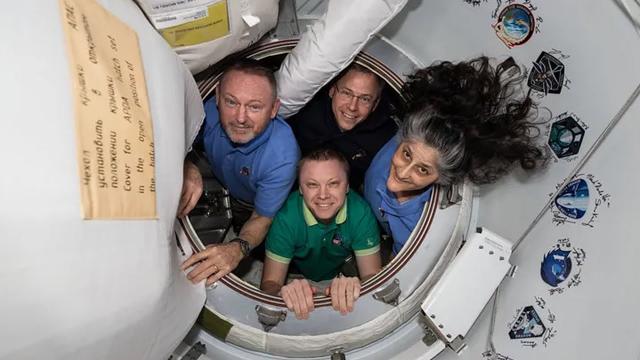 SpaceX Crew-9 on ISS, incl. Starliner astronauts, talk long-awaited return trip