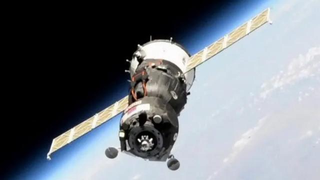 Watch live! Soyuz spacecraft to dock with ISS with US-Russian crew