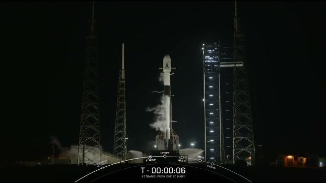 SpaceX aborts launch of 'MicroGEO' satellites at T-0 seconds