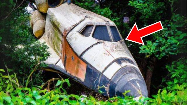 Lost Space Shuttle In Forest Found By Man. He's Shaken By What He Discovers Inside