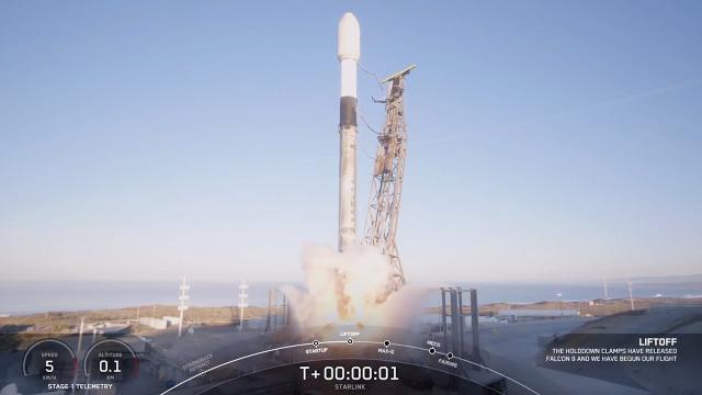 Blastoff! SpaceX launches 27 Starlink satellites to complete doublehead, nails landing