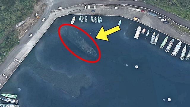 Girl Found Sunken Ship While Browsing Google Maps - She Can't Believe What It Actually Is