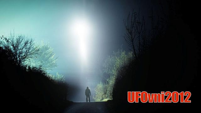 Observation d'OVNIS dans la nuit (UFO sighting at night) 09-07-24