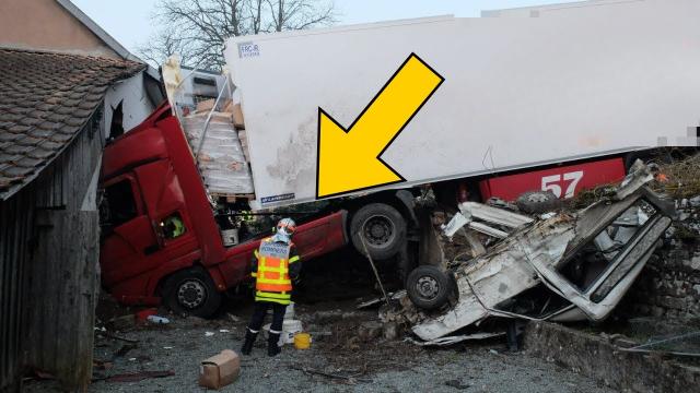 Arrogant Neighbor Blocks Dad’s Driveway With Semi Truck, But What Happens Next Costs Him Big Time!