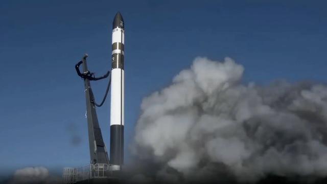 Blastoff! Rocket Lab launches 5 'Internet of Things' satellites from New Zealand