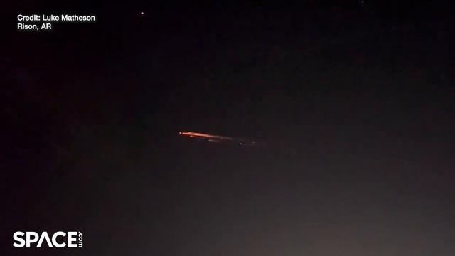 Fireball! Chinese satellite burns up over several US states