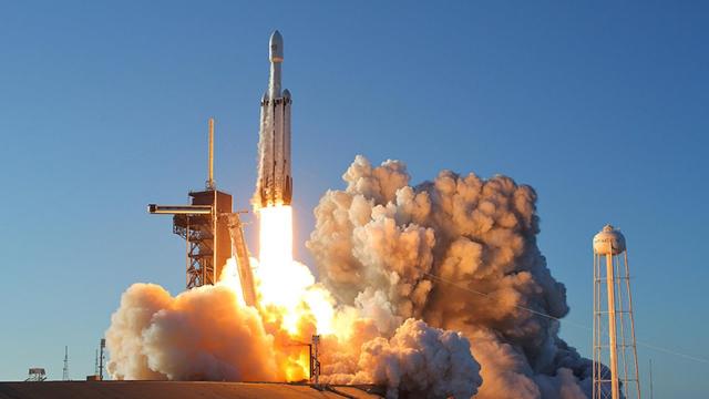 Watch live! SpaceX Falcon Heavy to launch NASA's Europa Clipper