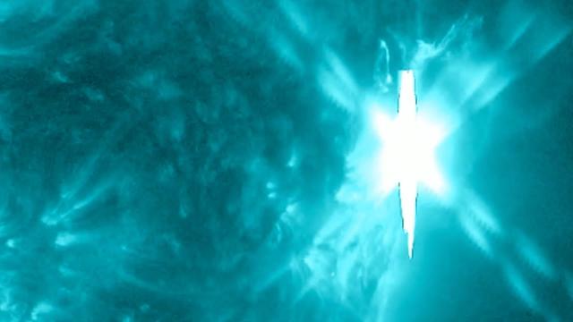 X2 flare! Sunpot's powerful eruption captured in multiple wavelengths