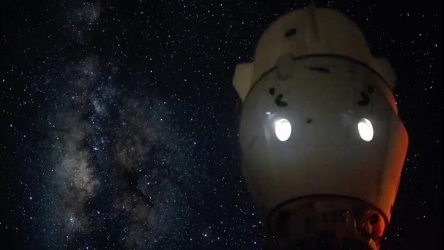 SpaceX Dragon and the Milky Way seen from ISS in stunning time-lapse