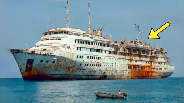 Abandoned Ghost Ship Reappears After 2 Decades Missing At Sea, They Find This Inside